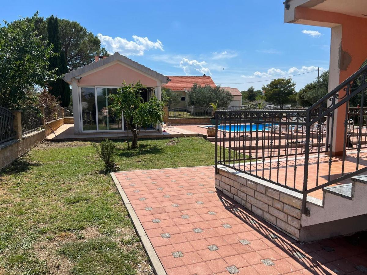 Villa Paludo Novigrad  Eksteriør bilde